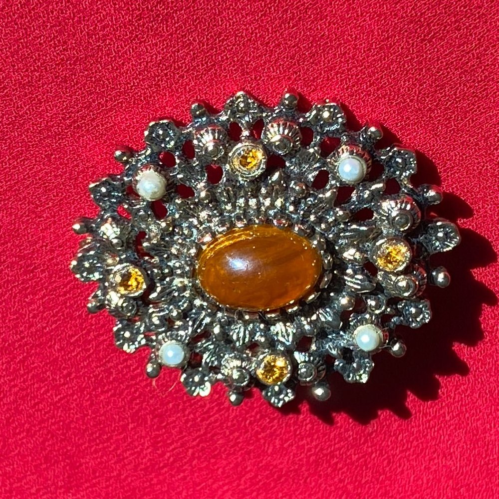 Vintage Sarah Coventry Brooch